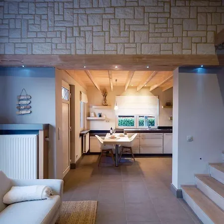 Villa Le Wooden Moon Dinant